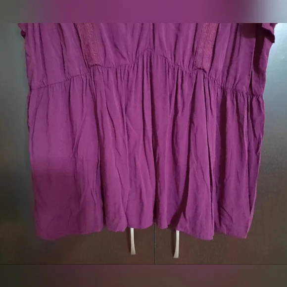 Flutter Sleeve Top - Picture 4 of 8